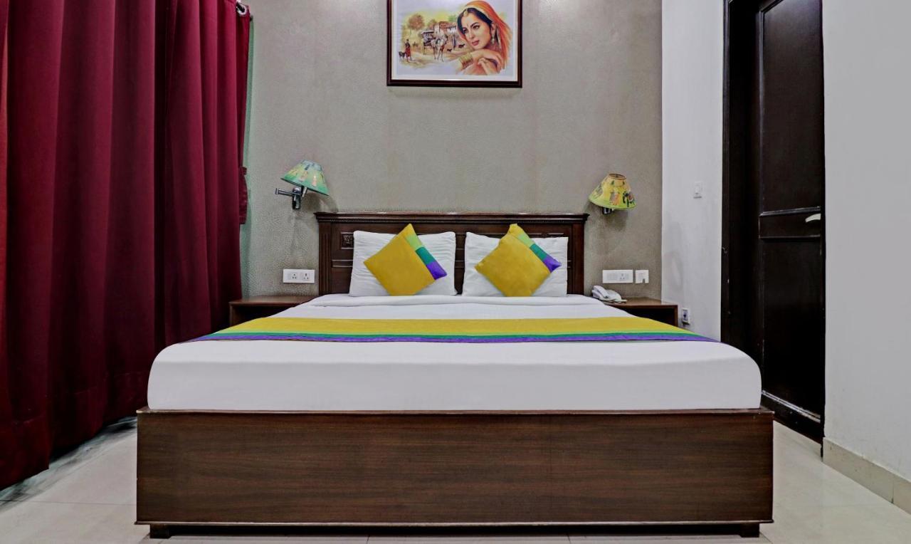 Itsy Hotels Hamlets Stay Noida Exterior foto