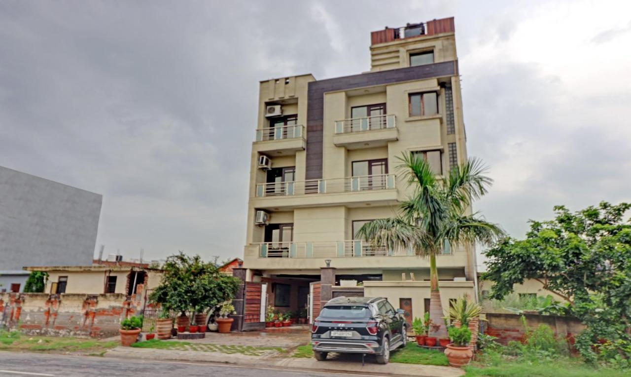 Itsy Hotels Hamlets Stay Noida Exterior foto